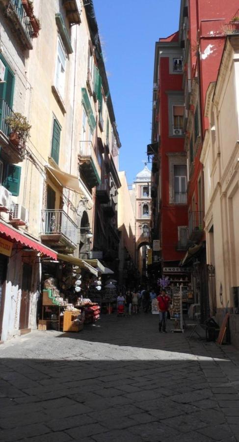 Home In Love: Vicoletto Dei Presepi Napels Buitenkant foto