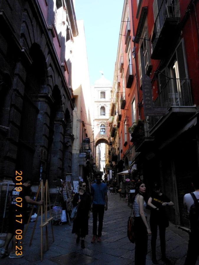 Home In Love: Vicoletto Dei Presepi Napels Buitenkant foto
