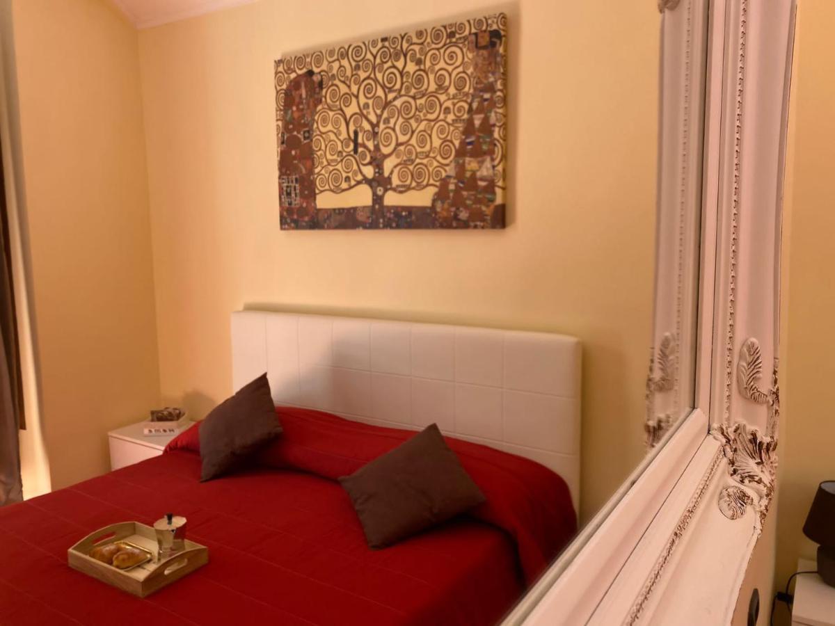 Home In Love: Vicoletto Dei Presepi Napels Buitenkant foto