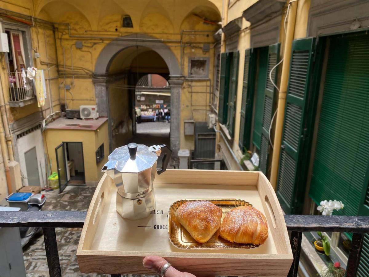 Home In Love: Vicoletto Dei Presepi Napels Buitenkant foto